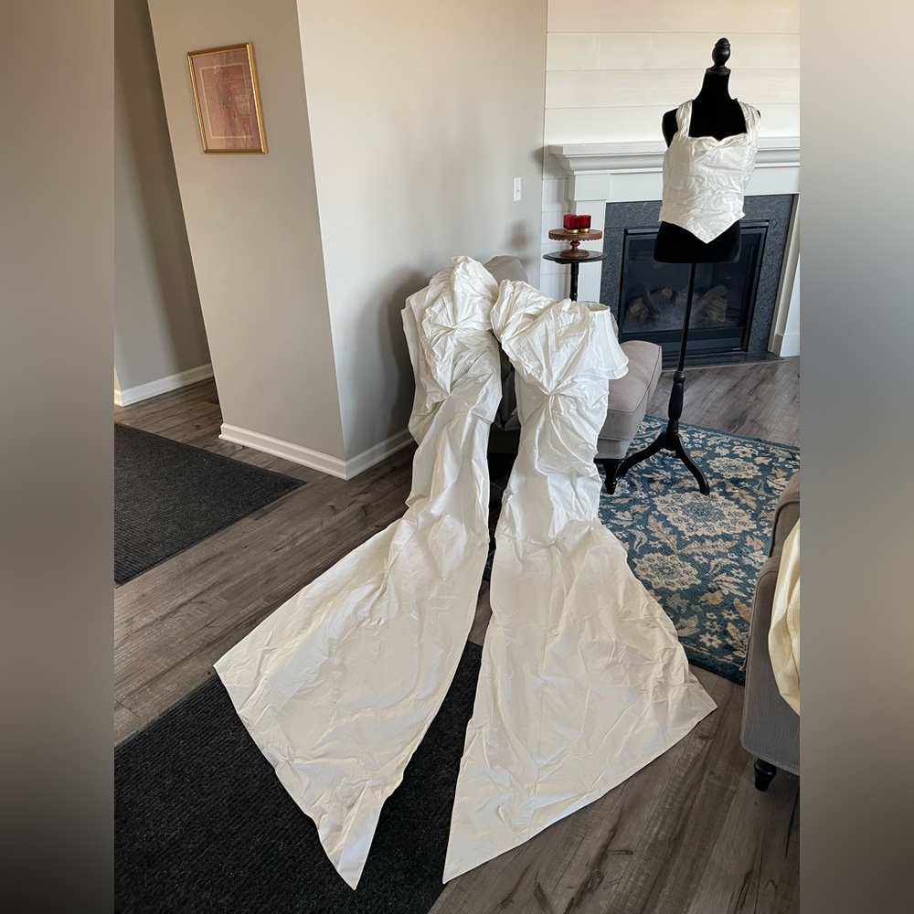 Ian Stuart Bluebird - Ivory
